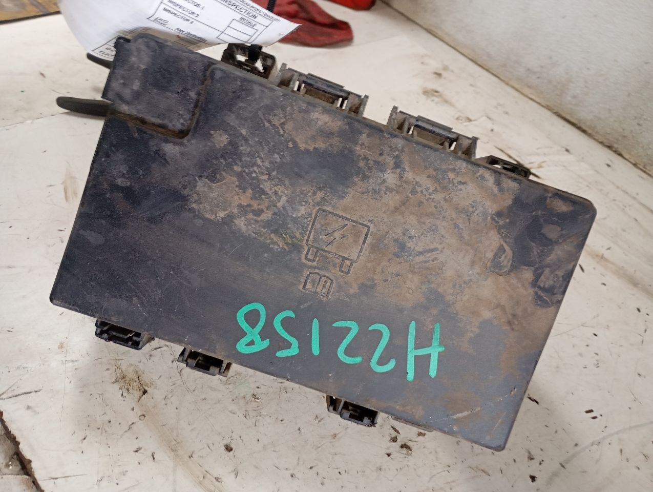Part image 3