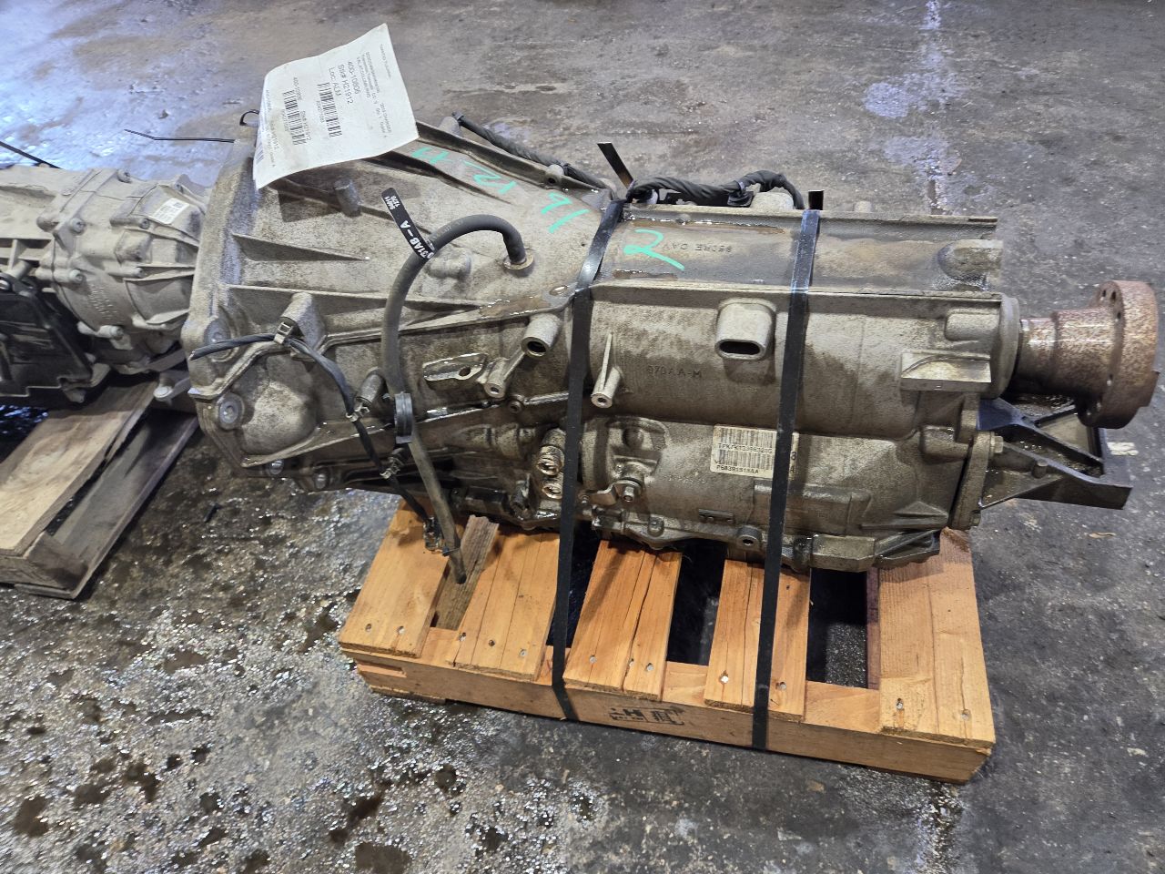 Part image 3
