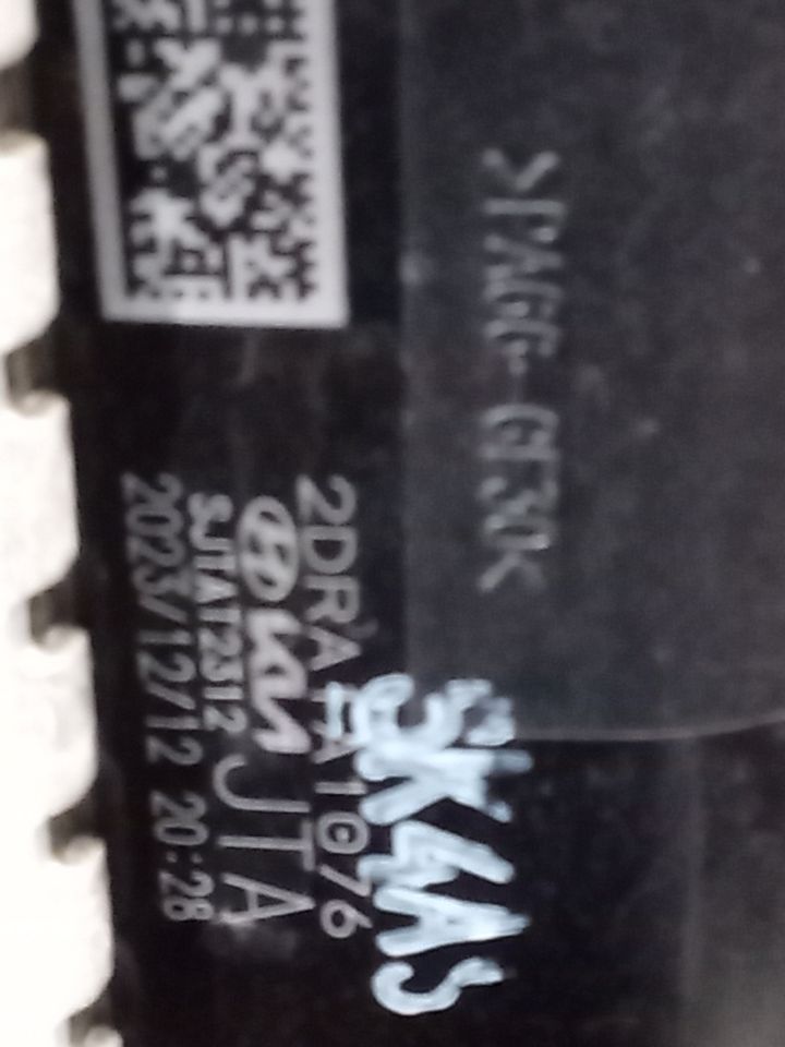 Part image 8