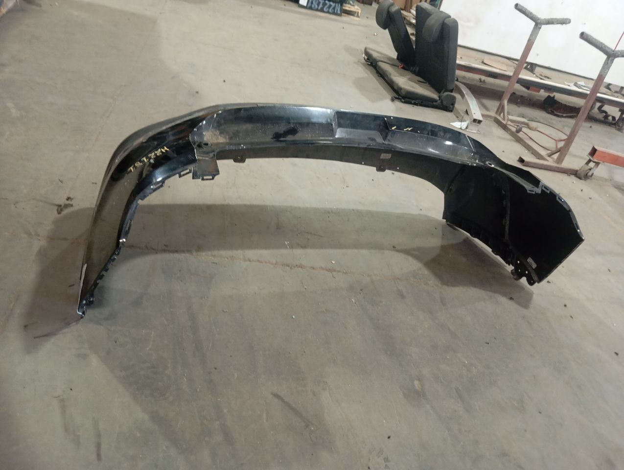 Part image 3