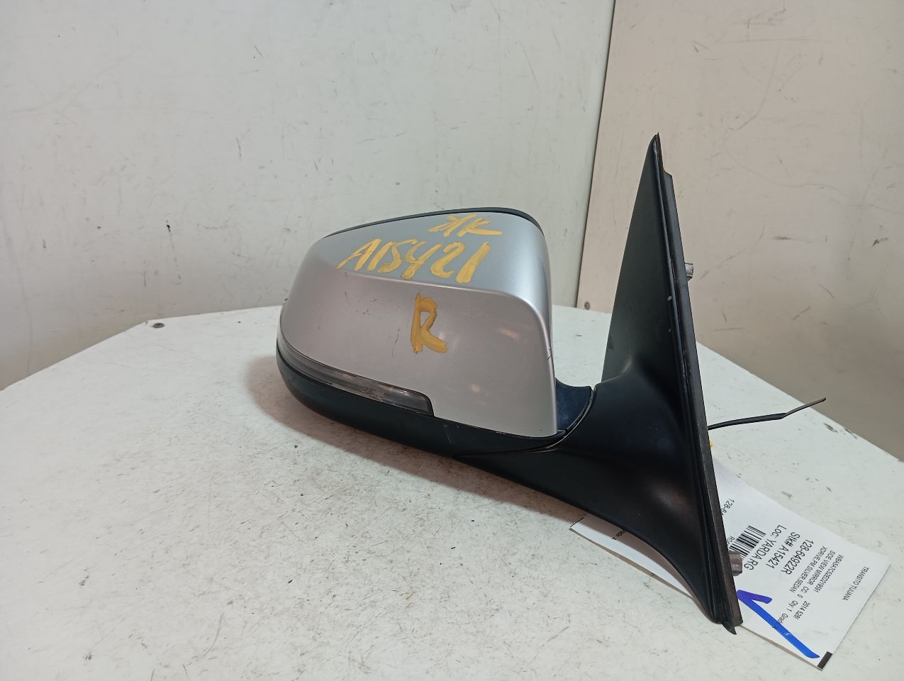 Part image 3