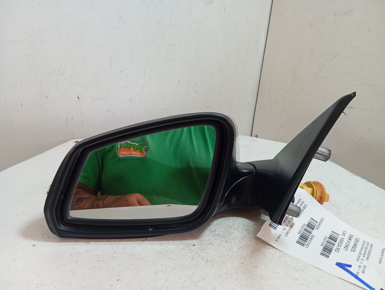 Part image 3