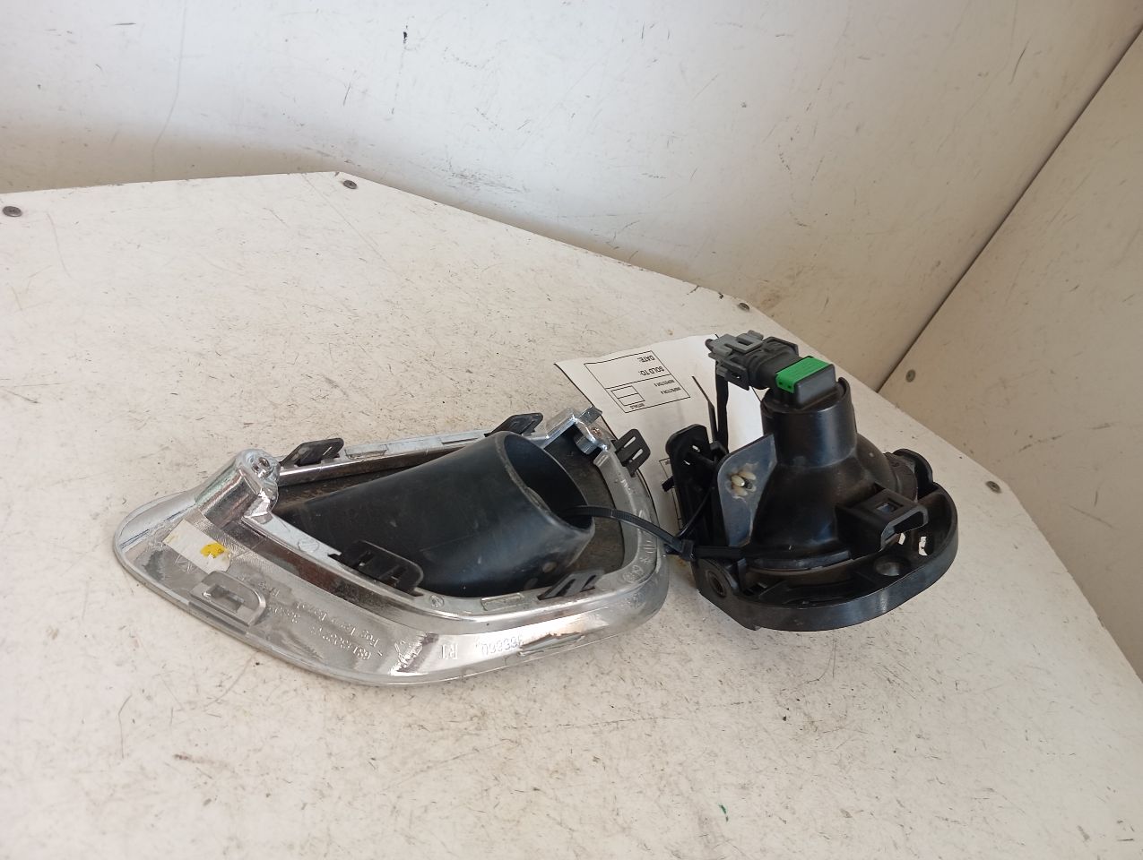 Part image 4