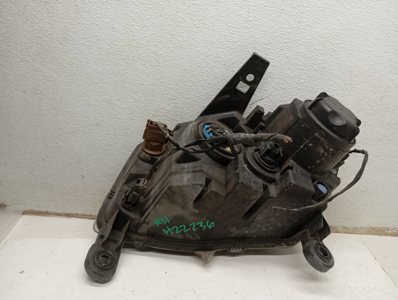 Part image 6