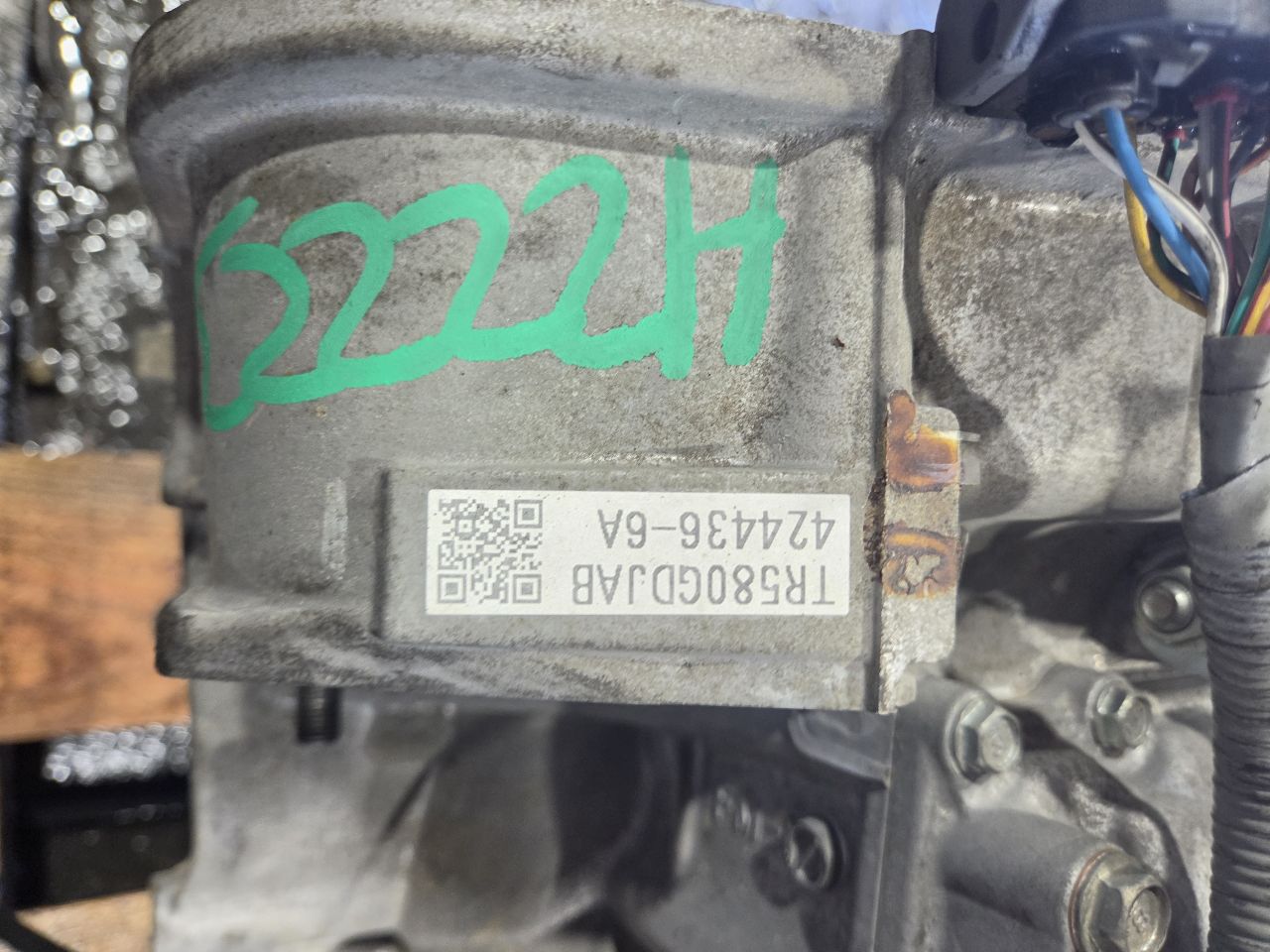 Part image 4