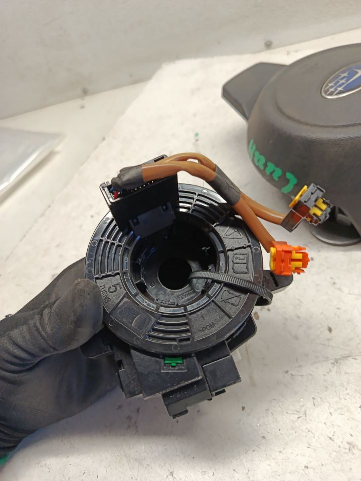 Part image 4