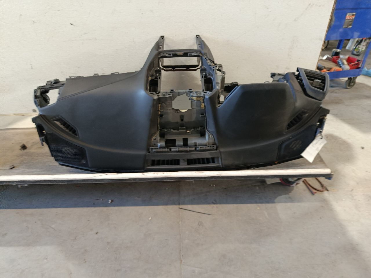 Part image 1