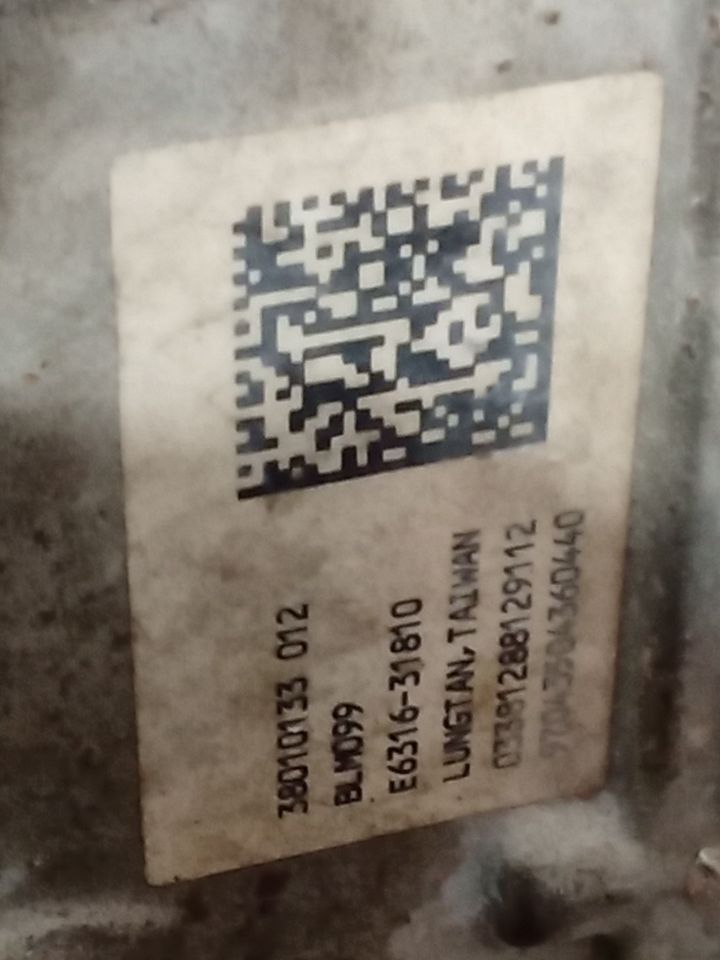 Part image 9