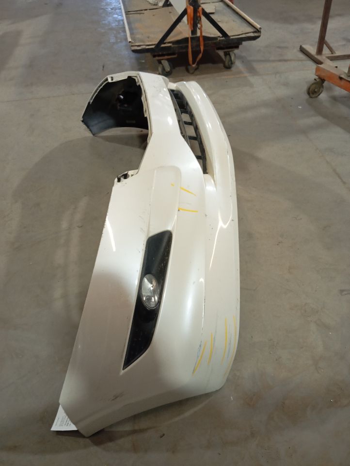 Bumper Assy, Front for 2010-2011 Honda Crosstour (fog lamps) and other applications