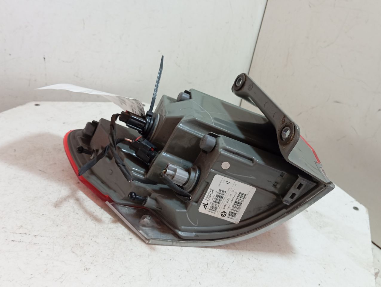 Part image 3