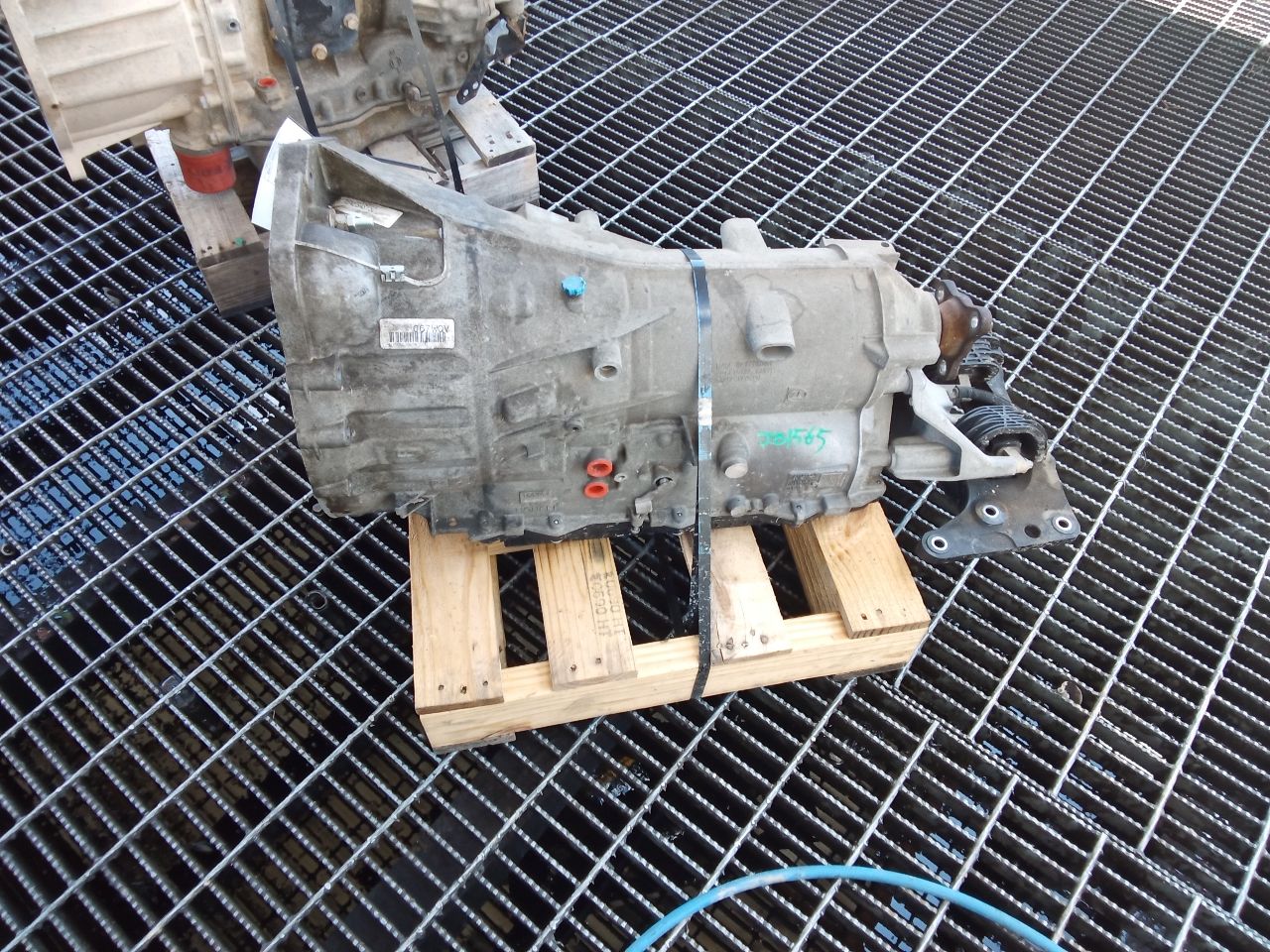 Part image 3