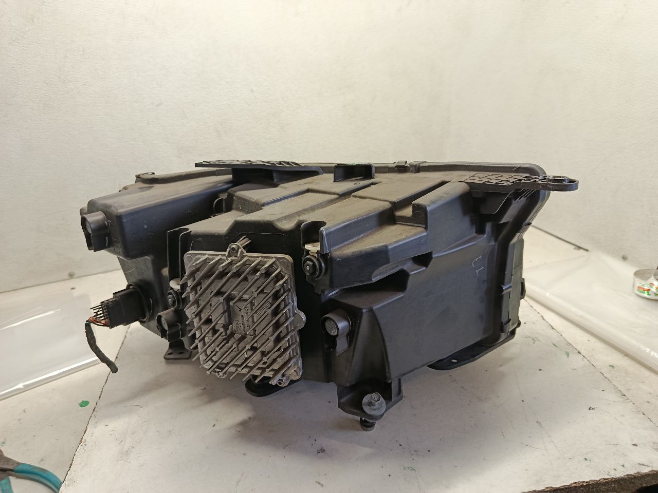 Part image 6