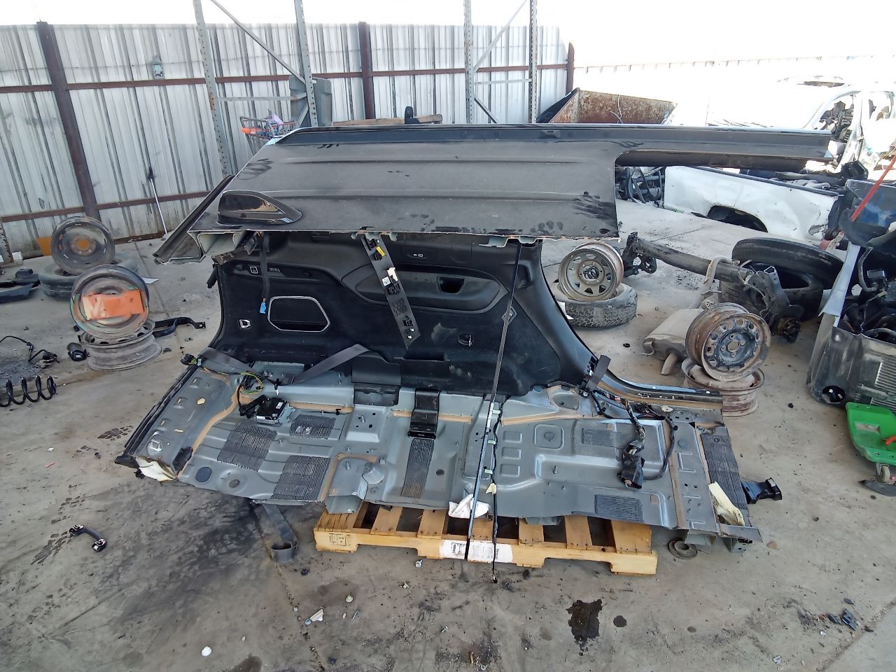 Part image 3