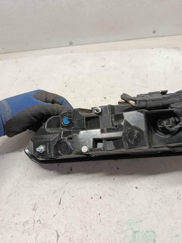 Part image 6