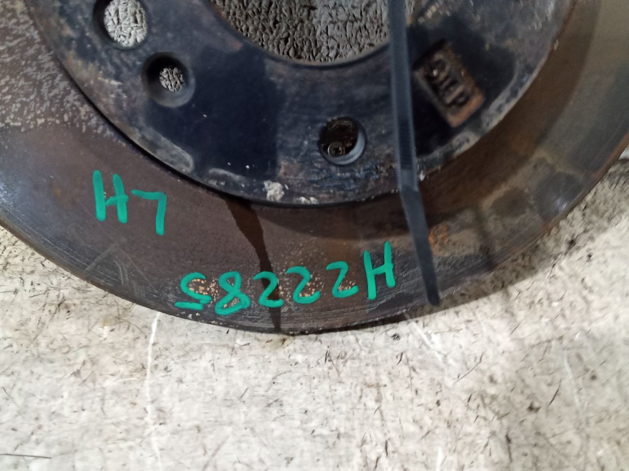 Part image 4