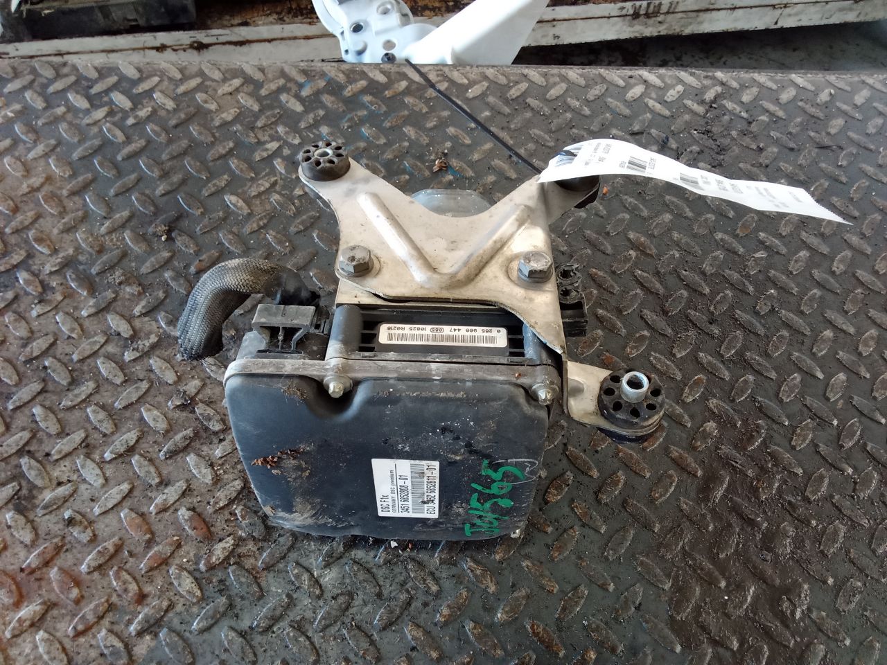 Part image 2