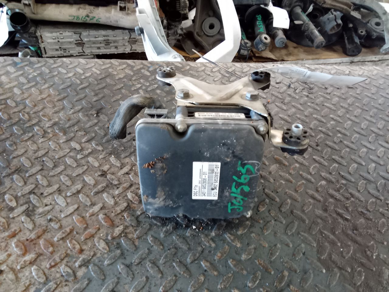 Part image 3