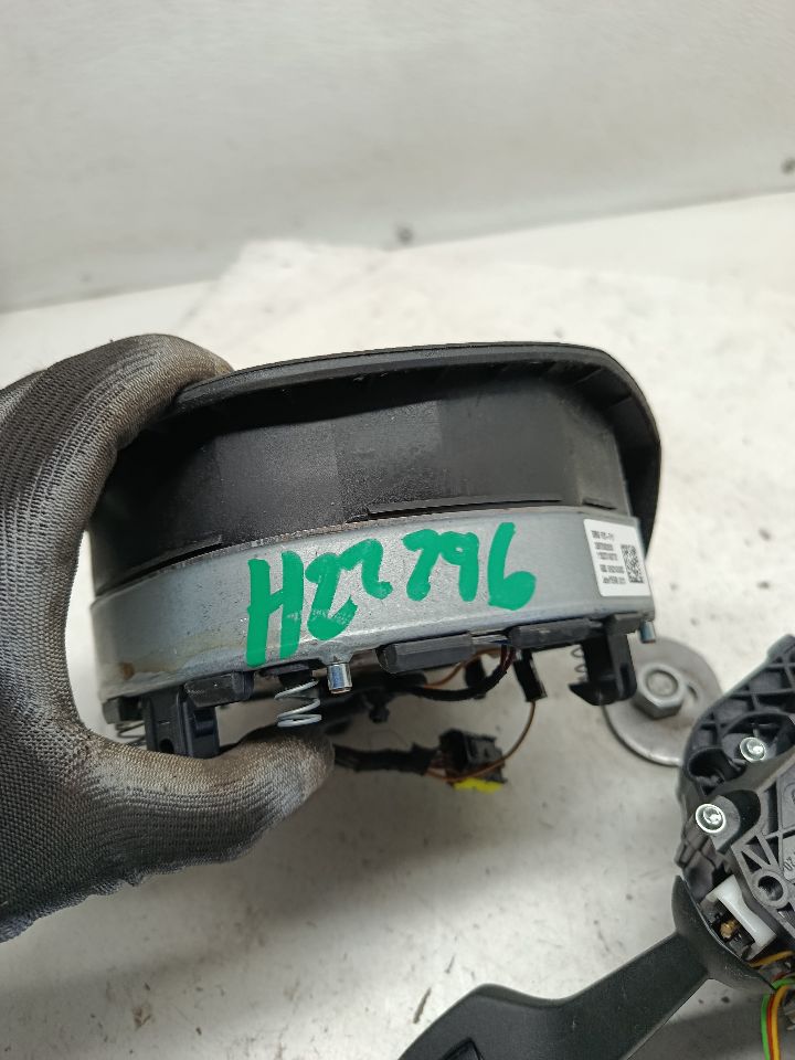 Part image 10