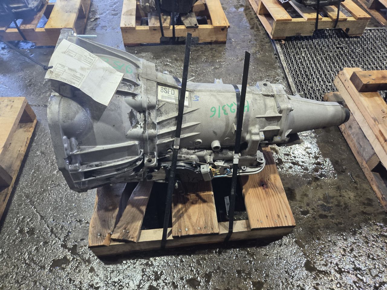 Part image 3