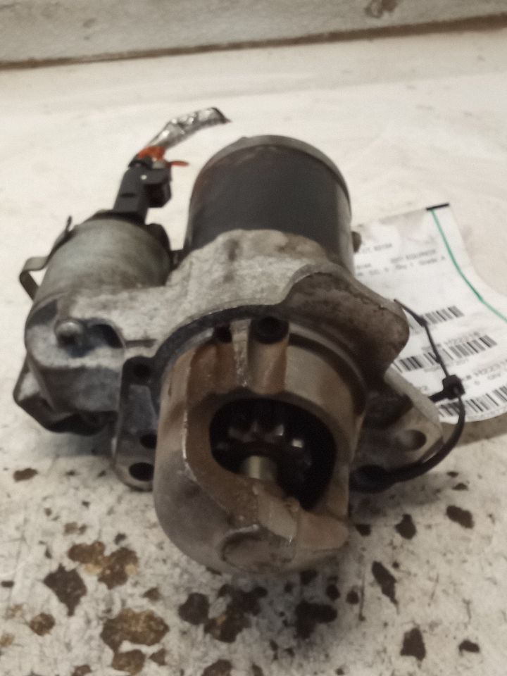 Part image 6