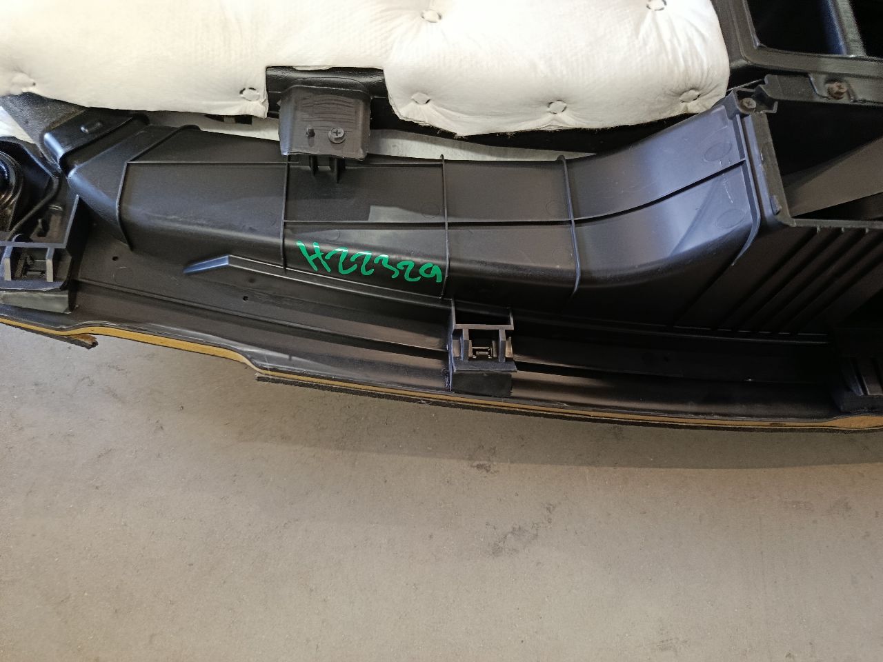 Part image 4