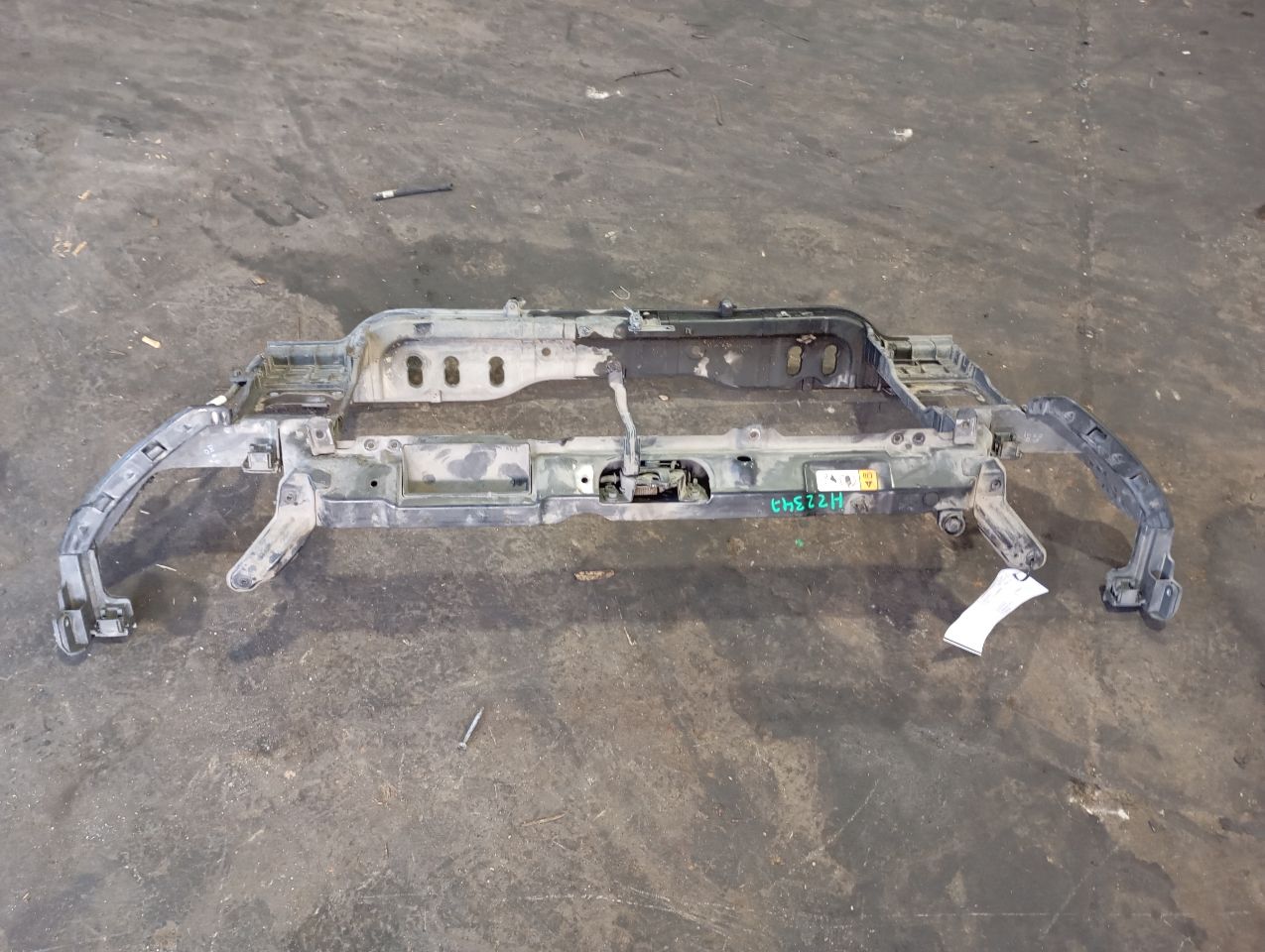 Part image 3