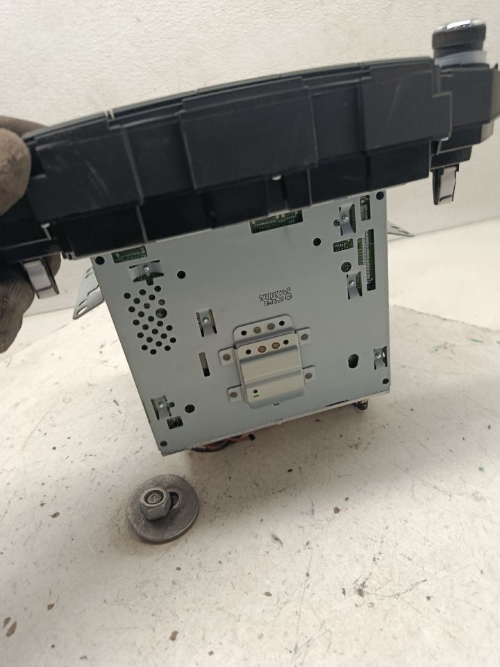 Part image 10