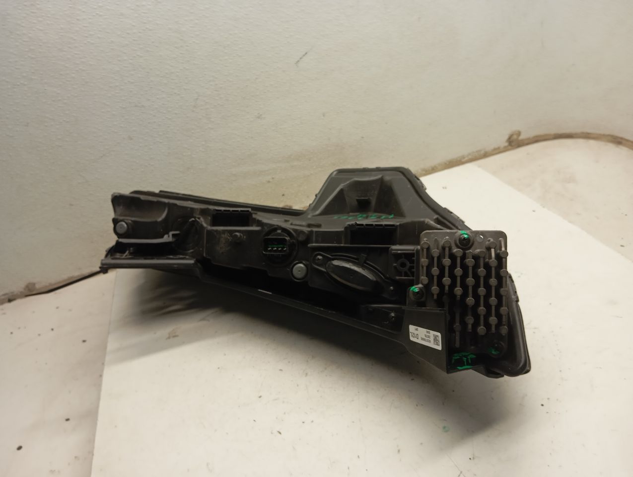 Part image 7