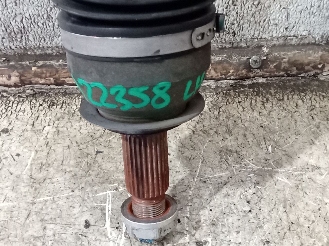 Part image 3