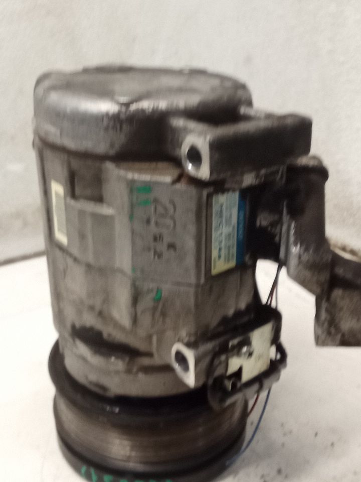 Part image 7