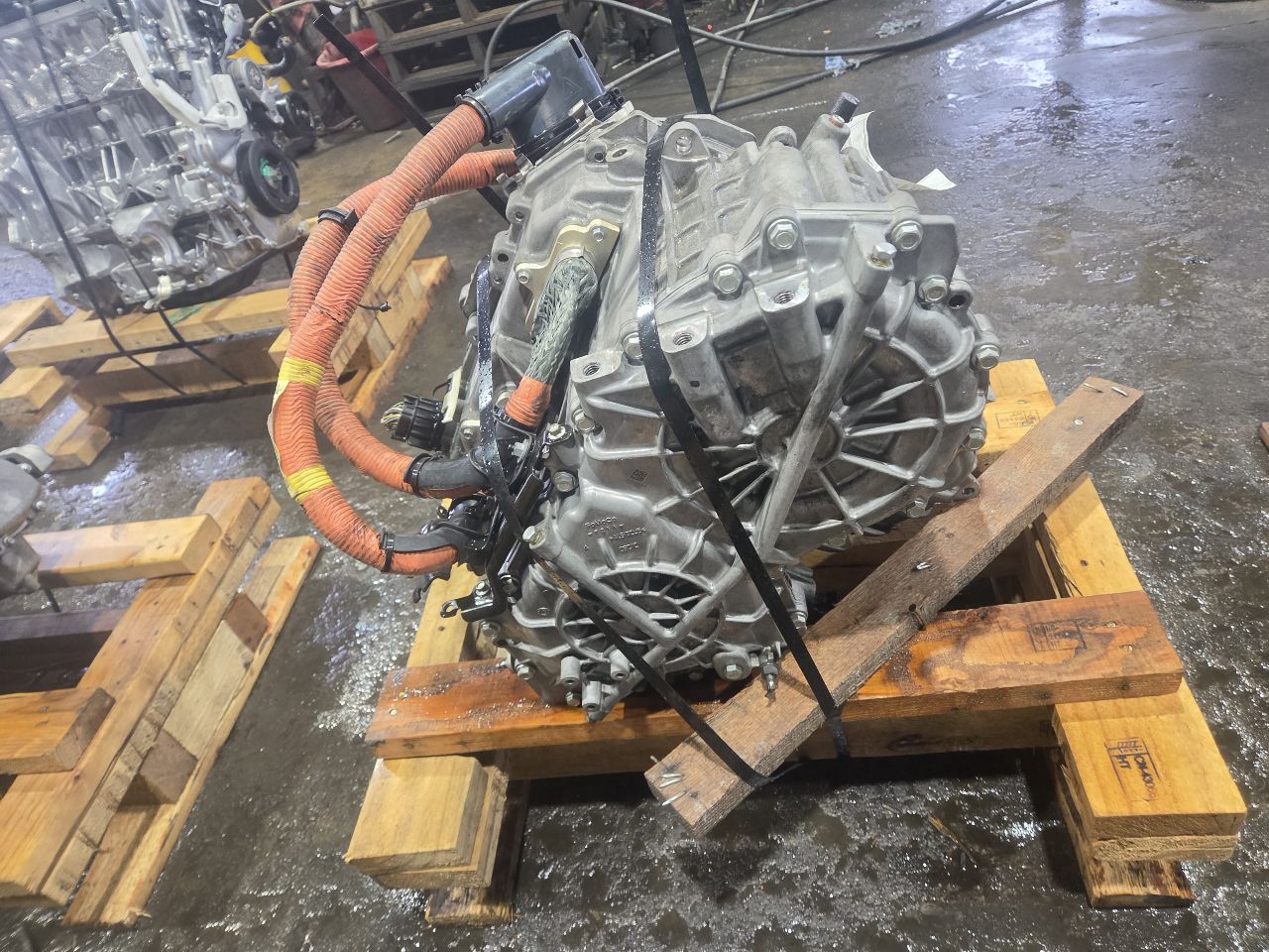 Part image 3