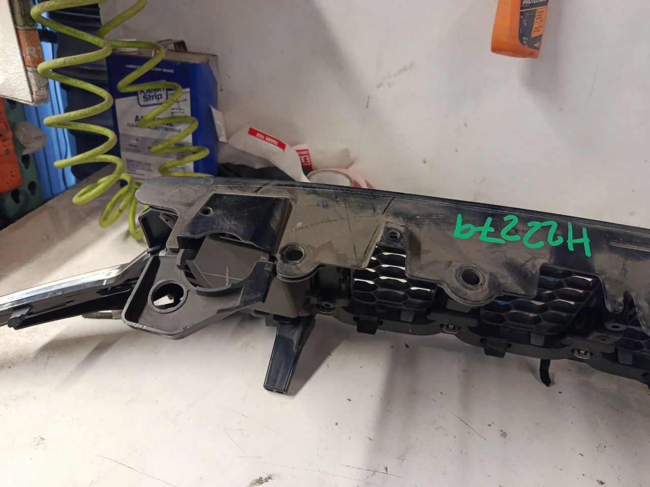 Part image 6