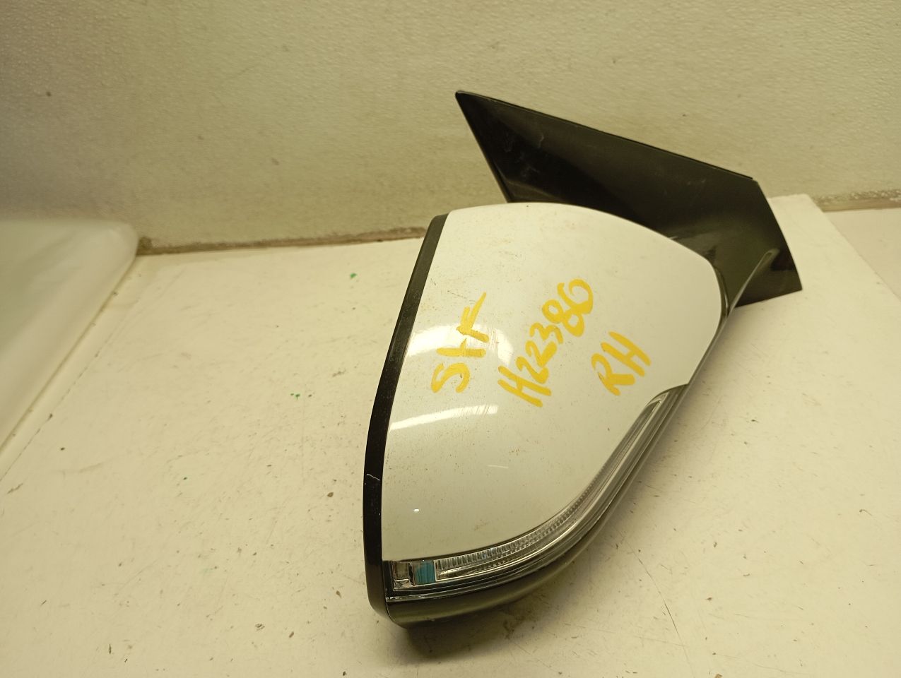 Part image 10