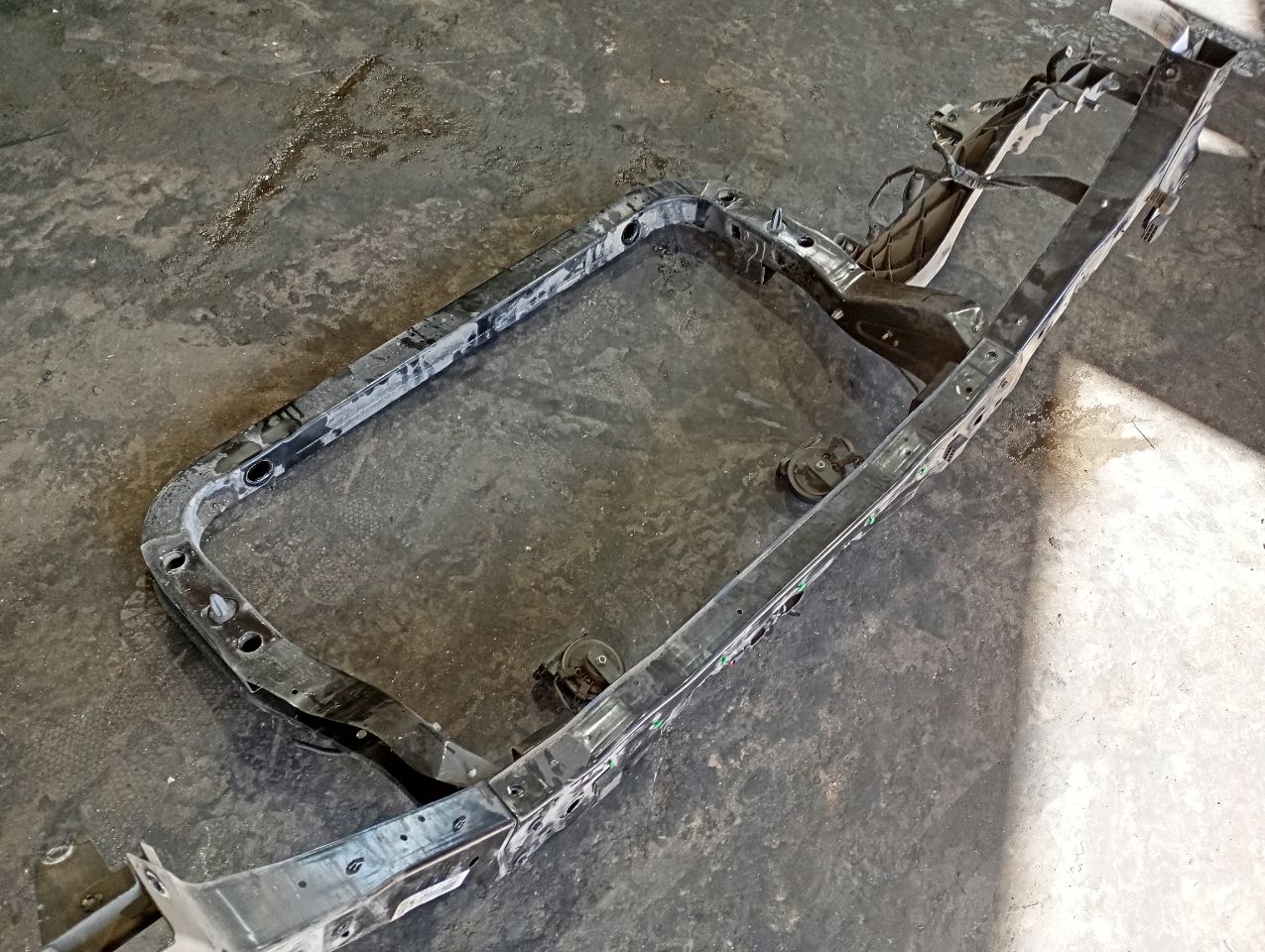 Part image 4