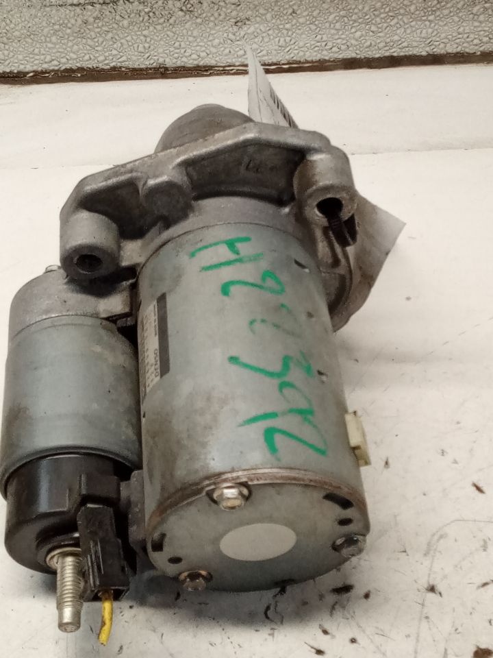 Part image 4