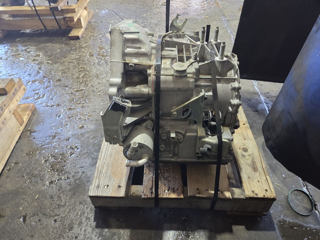 Part image 3