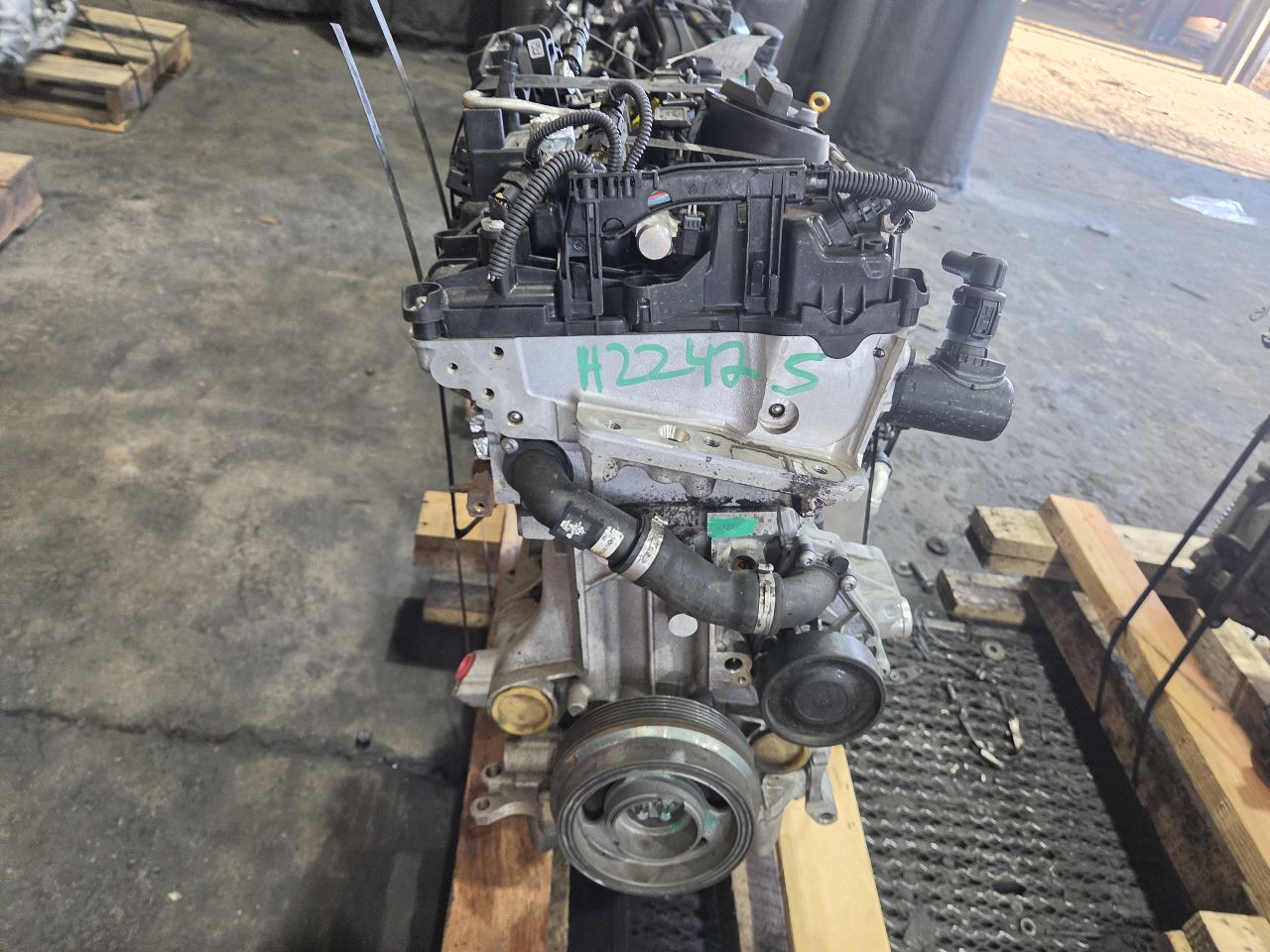 Part image 3
