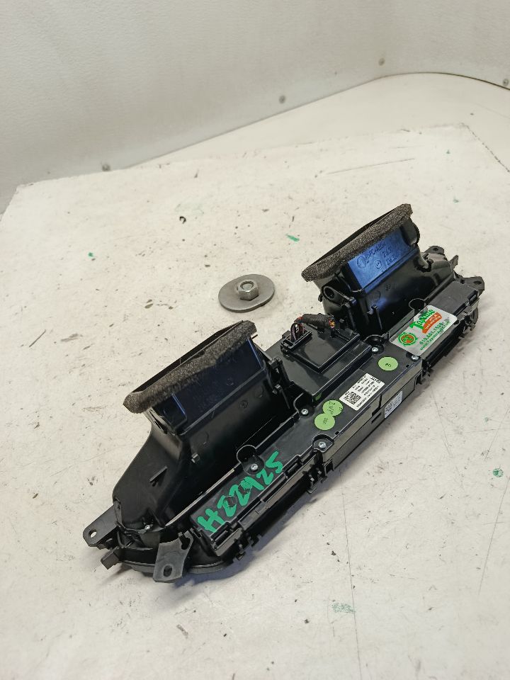 Part image 7