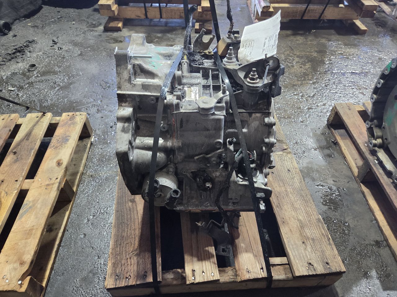 Part image 3