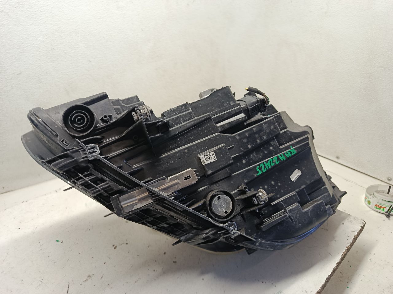 Part image 12