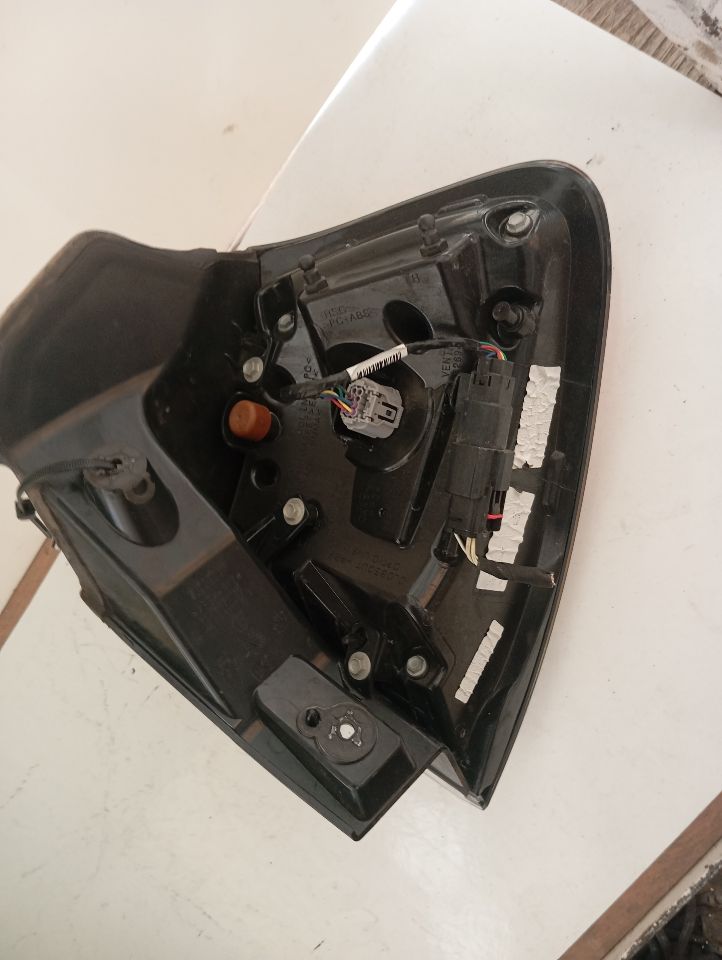 Part image 4