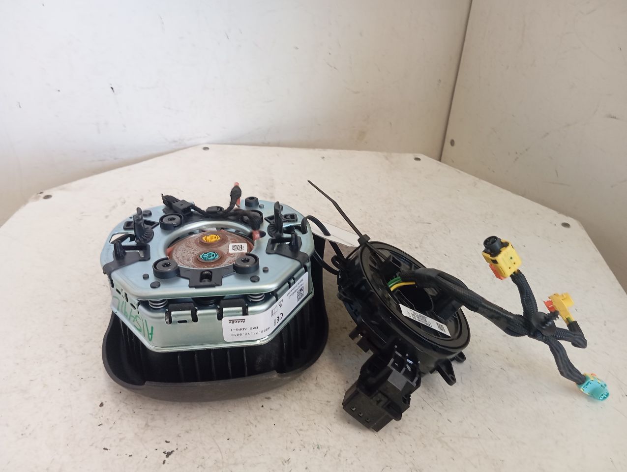 Part image 2