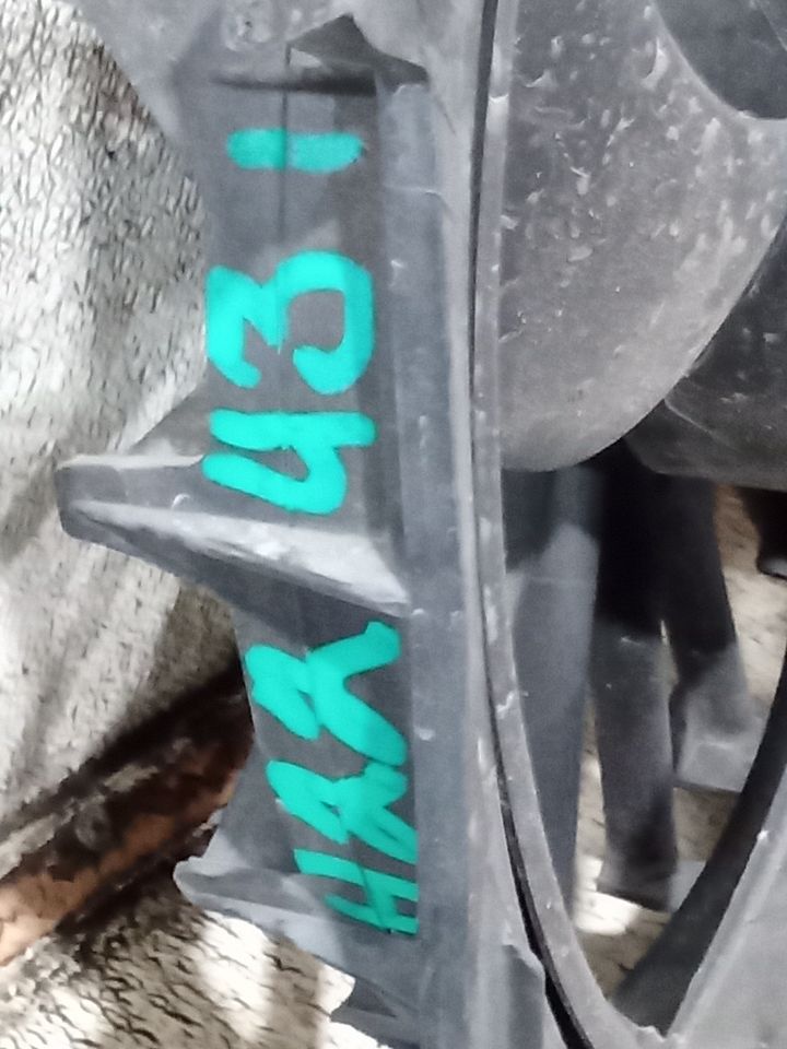 Part image 7