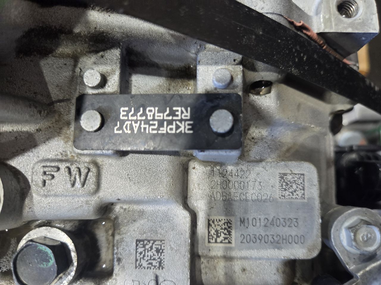 Part image 4