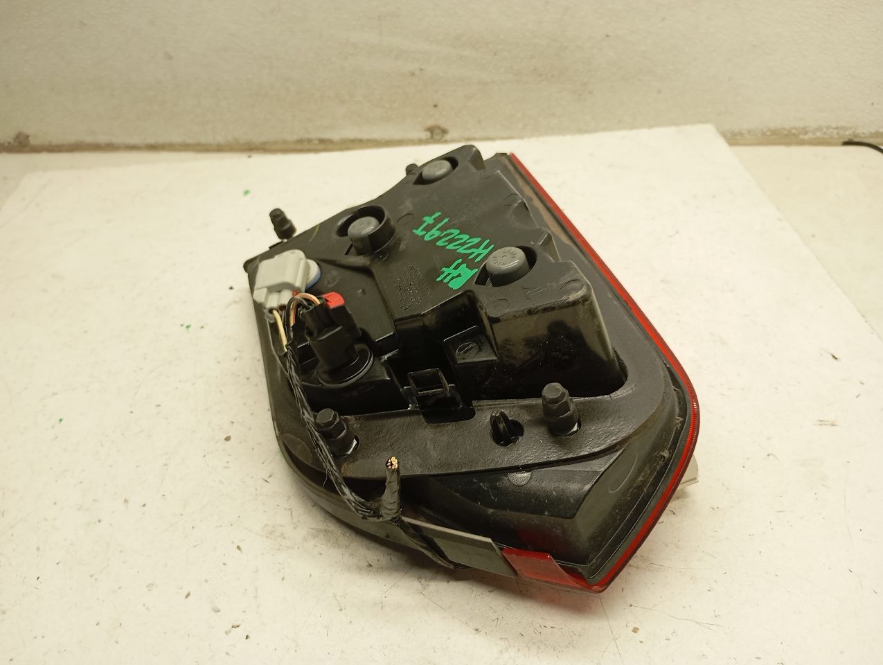 Part image 4