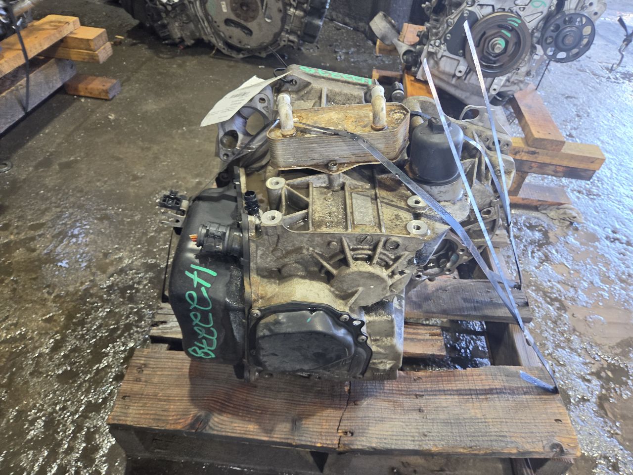 Part image 3