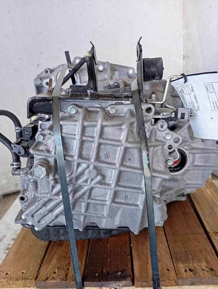 Part image 3