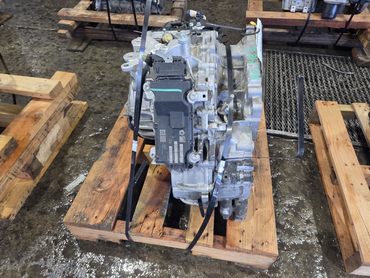 Part image 4
