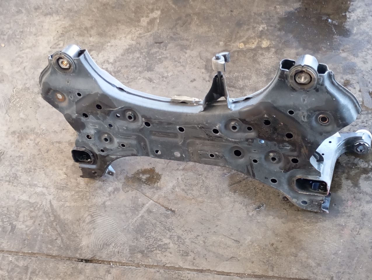 Part image 3
