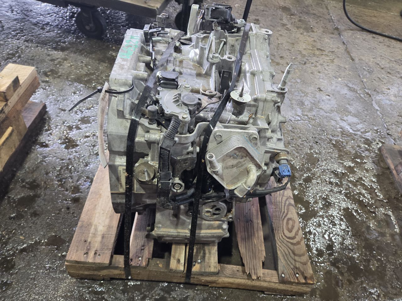 Part image 3